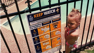 Swimming pool - Keep watch