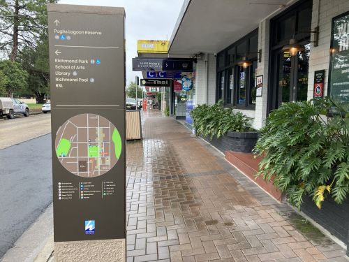 Image of a Wayfinding sign in Richmond.