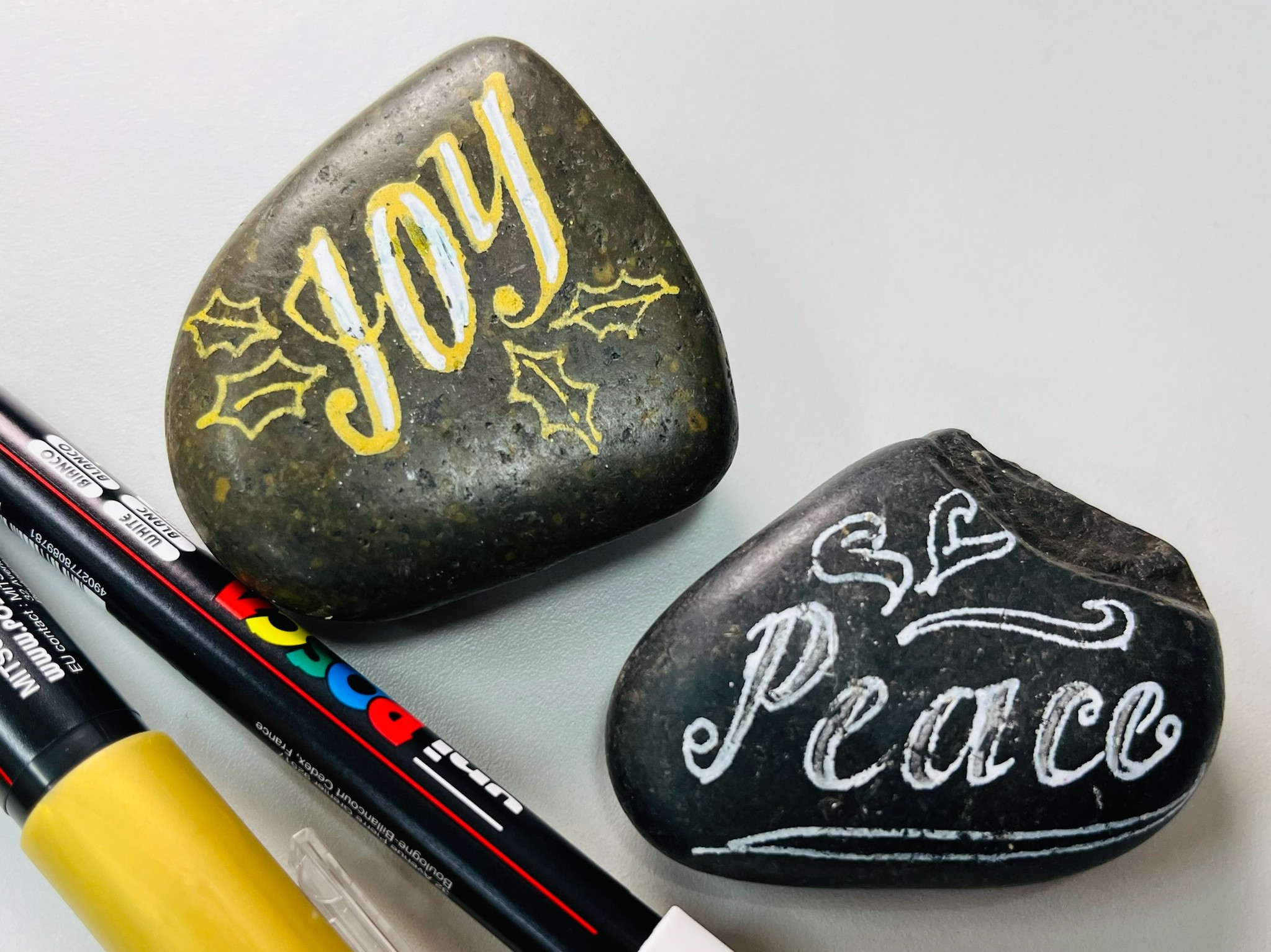 Rock Painting Xmas web