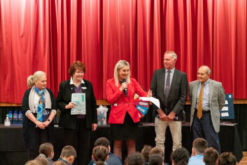 Hawkesbury City Mayor Sarah McMahon and Clrs Mary Lyons-Buckett, Jill Reardon, Les Sheather and Eddie Dogramaci welcome students.