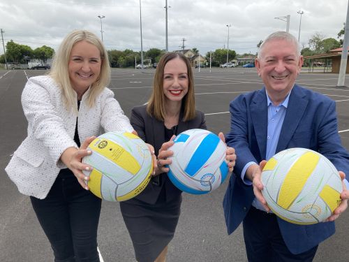 Image of Hawkesbury City Mayor Sarah McMahon, Member for Hawkesbury Robyn Preston and NSW MLC Peter Primrose.